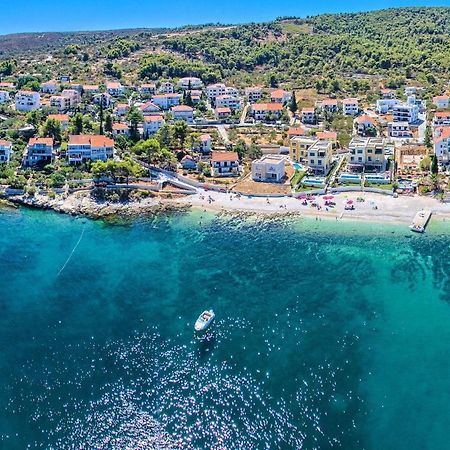 Holiday Home Kalinic Slatine Buitenkant foto