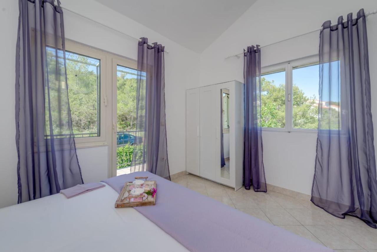 Holiday Home Kalinic Slatine Buitenkant foto