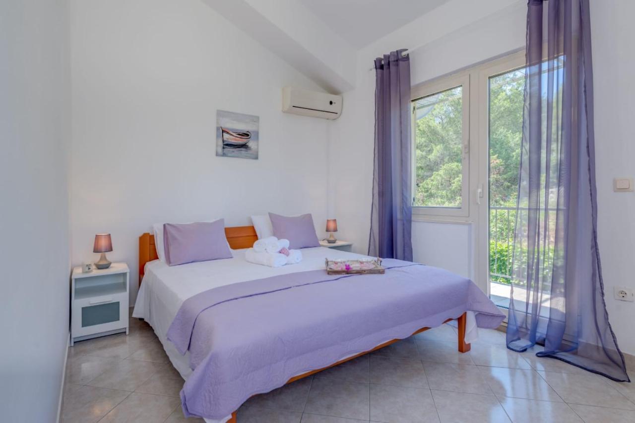 Holiday Home Kalinic Slatine Buitenkant foto