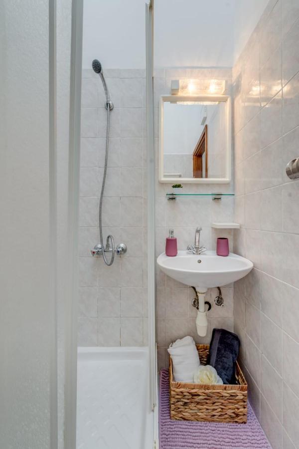 Holiday Home Kalinic Slatine Buitenkant foto
